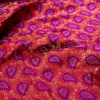 〔1m切り売り〕インドの伝統模様布〔幅約124cm〕 - レッド×パープルの商品写真