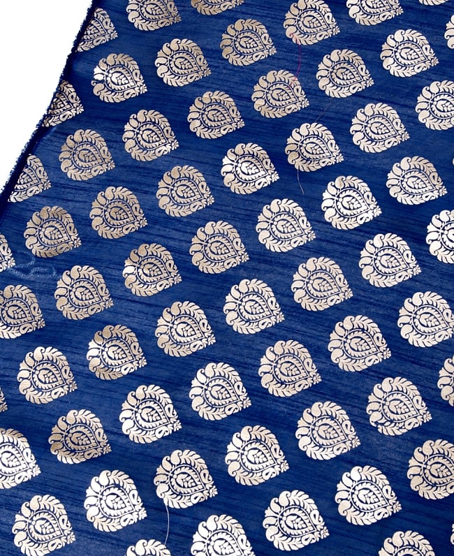〔1m切り売り〕インドの伝統模様布〔幅約112cm〕各色あり 3 - 拡大写真です。独特な雰囲気があります。