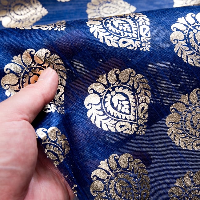 〔1m切り売り〕インドの伝統模様布〔幅約112cm〕各色あり 6 - 生地の拡大写真です