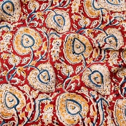〔1m切り売り〕伝統息づく南インドから　昔ながらの木版染め更紗模様布〔117cm〕 - 赤×紺×黄の商品写真
