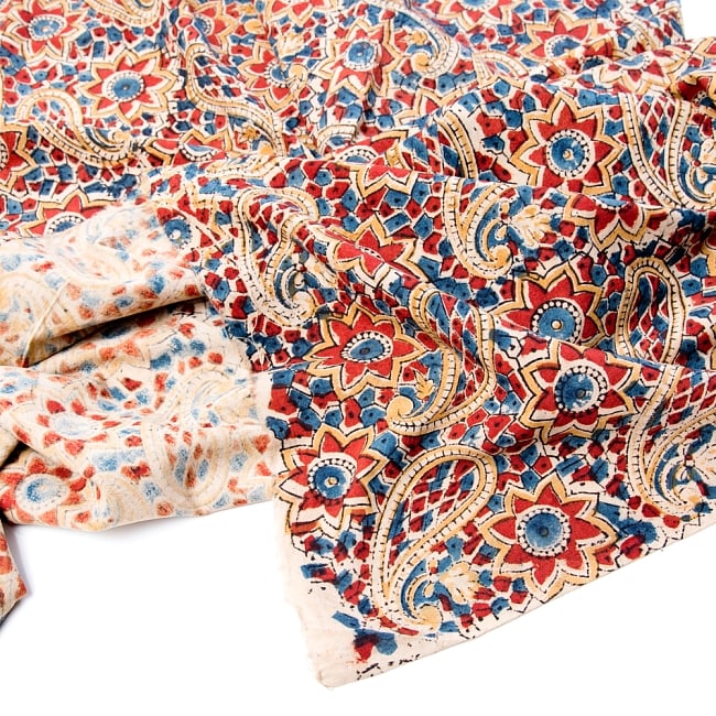 〔1m切り売り〕伝統息づく南インドから　昔ながらの木版染めペイズリー柄布〔116cm〕 - 赤×紺×黄 4 - 縁の写真です