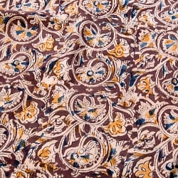 〔1m切り売り〕伝統息づく南インドから　昔ながらの木版染め更紗模様布〔112cm〕 - 茶色の商品写真