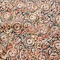 〔1m切り売り〕伝統息づく南インドから　昔ながらの木版染め更紗模様布〔113cm〕 - カーキ×赤×青の商品写真