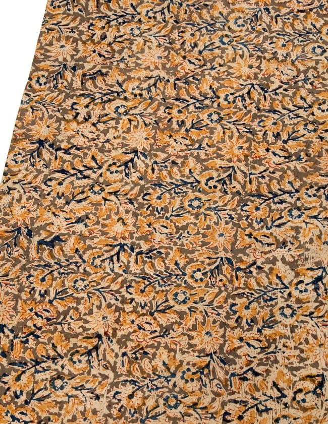 〔1m切り売り〕伝統息づく南インドから　昔ながらの木版染め更紗模様布〔112cm〕 - カーキ×青×黄 2 - とても素敵な雰囲気です