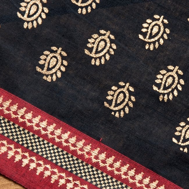 〔1m切り売り〕インドの伝統模様布幅110cm 2 - 優しい風合いが魅力です。