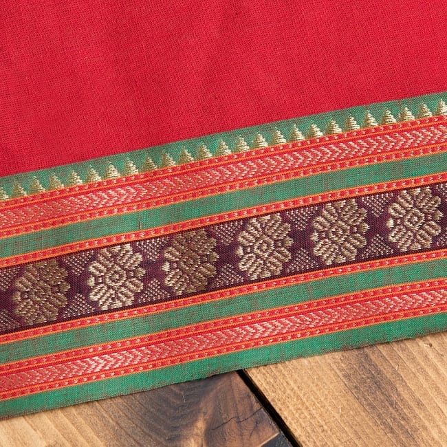 〔1m単位切り売り〕ボーダーコットンクロス　幅約111cm赤系 2 - 生地を近くからみてみました。