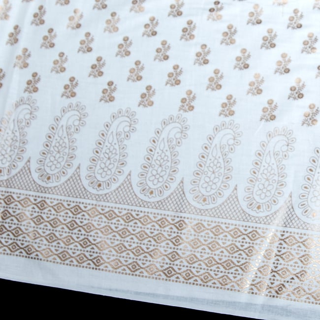 〔1m切り売り〕インドの伝統模様布〔幅約105cm〕ホワイト 11 - 選択：4