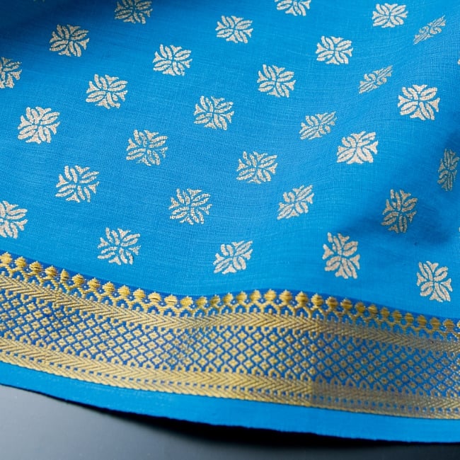 〔1m切り売り〕インドの伝統模様布〔幅約110cm〕ブルー 2 - 生地の拡大写真です
