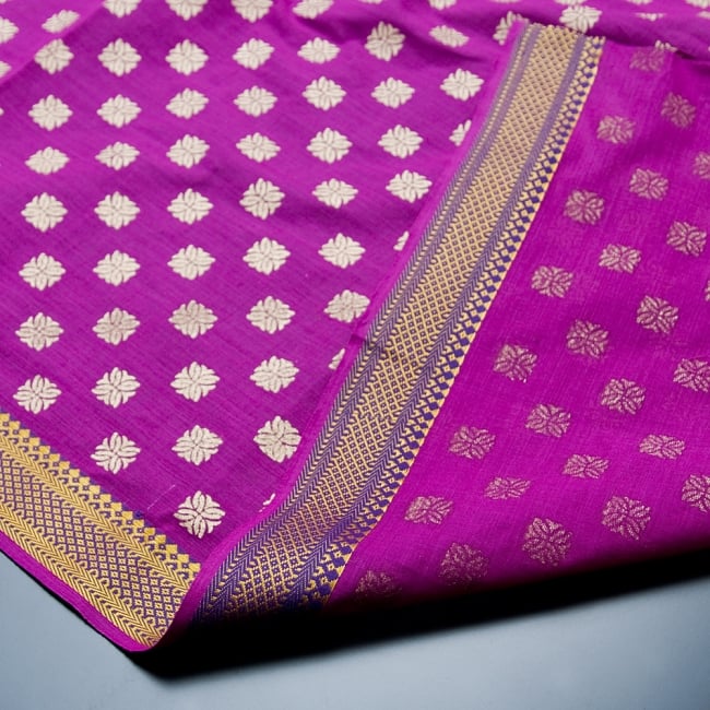 〔1m切り売り〕インドの伝統模様布〔幅約110cm〕パープル 4 - 裏面はこうなっております。
