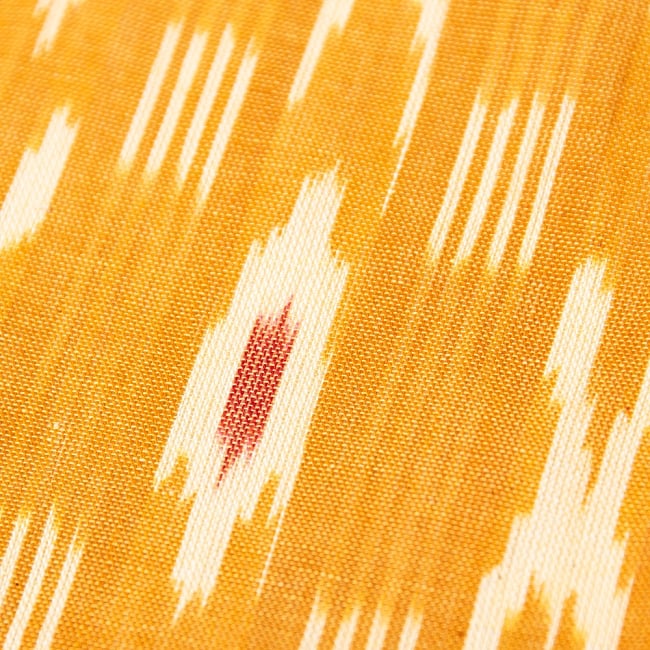 〔1m切り売り〕インドの絣織り布 - 幅約110cm 3 - 接写してみました。
