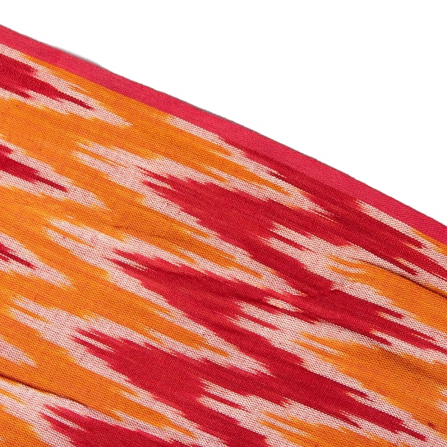 〔1m切り売り〕インドの絣織り布 - 幅約110cm 4 - 端の部分の処理の様子です。