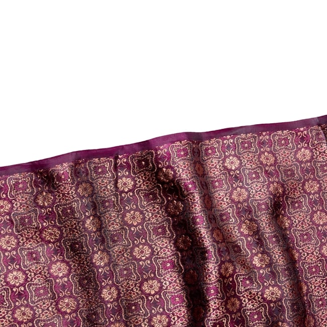〔1m切り売り〕インドの伝統模様布〔幅約120cm〕 4 - フチの写真です