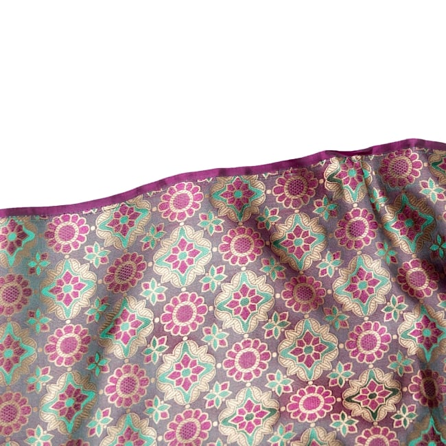 〔1m切り売り〕インドの伝統模様布〔幅約114cm〕 4 - フチの写真です