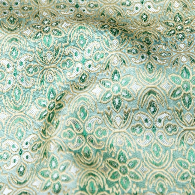 〔1m切り売り〕インドの伝統模様布〔幅約114cm〕 3 - 拡大写真です。独特な雰囲気があります。