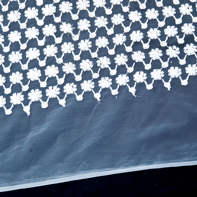 [インド品質]〔1m切り売り〕伝統模様刺繍のメッシュ生地布〔106cm〕 9 - 選択：2