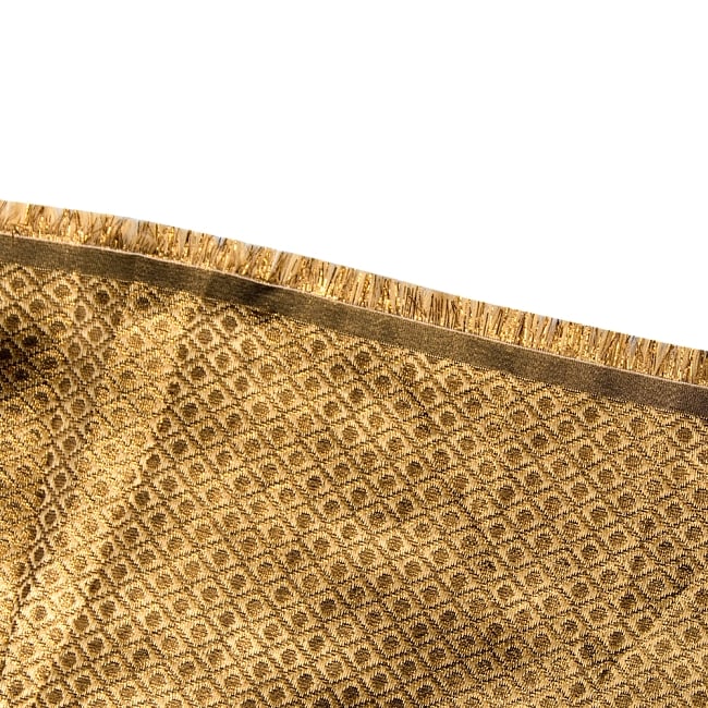 〔1m切り売り〕インドの伝統模様ゴールドプリント布〔幅約110cm〕 4 - フチの写真です