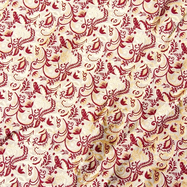 〔1m切り売り〕インドの伝統模様布〔幅約152cm〕 2 - 拡大写真です。独特な雰囲気があります。