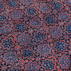 〔約3.8m 長尺布】伝統息づくインドから　昔ながらの木版藍染めアジュラックデザインの伝統模様布〔横幅：約110cm〕