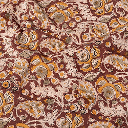 〔1m切り売り〕伝統息づく南インドから　昔ながらの木版染め更紗模様布 - 茶色系〔横幅:約115.5cm〕の商品写真