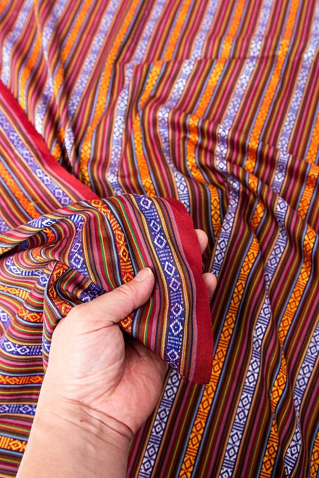 〔50cm切り売り〕ネパール伝統のコットン織り生地　薄手〔幅150cm〕 3 - 丁寧に織られたコットン生地です。ネパールから海を越えてお届けします！