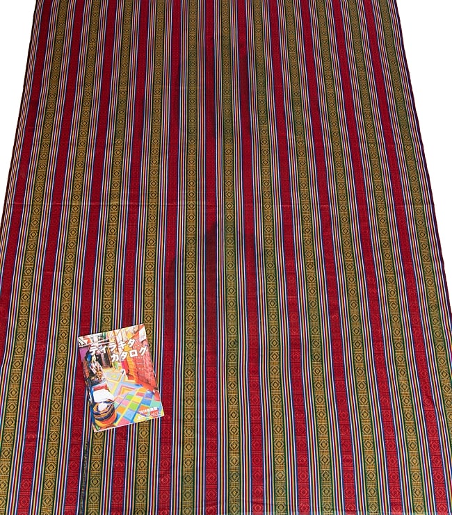 〔50cm切り売り〕ネパール伝統のコットン織り生地　薄手〔幅150cm〕 5 - 丁寧に織られたコットン生地です。ネパールから海を越えてお届けします！