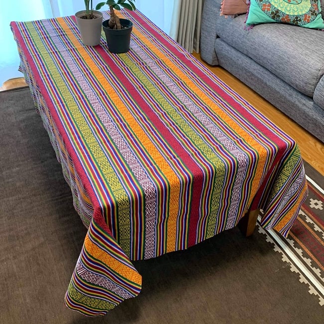〔テーブルクロスサイズ〕ネパール織り生地[長さ：150cm][幅:106cm]の写真切り売り,量り売り 布,アジア布,計り売り,テーブルクロス,テーブル,ラグ