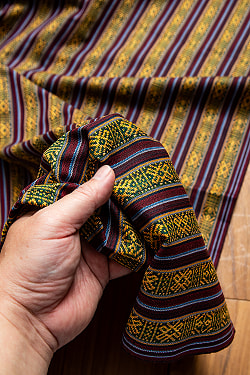 〔テーブルクロスサイズ〕ネパール織り生地のマルチクロス - 143cm x 200cm - サブ5