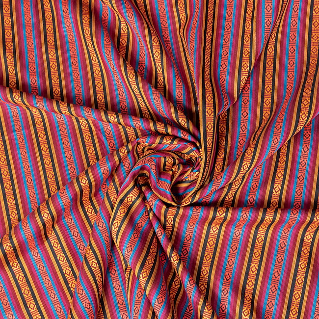 〔50cm切り売り〕ネパール伝統のコットン織り生地　薄手〔幅約148cm〕 5 - よい雰囲気です