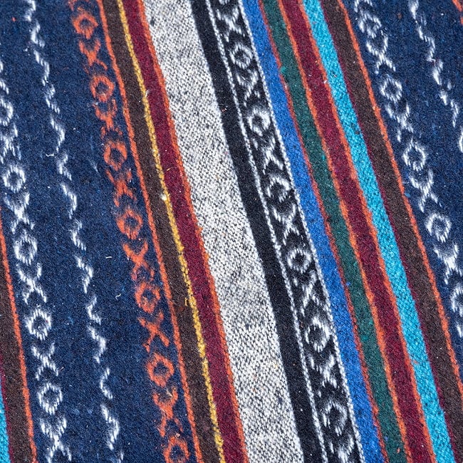 〔50cm切り売り〕〔片面起毛加工〕ネパール伝統のコットン織り生地　厚手〔幅約117〜119cm〕 3 - こちらの面は起毛加工されています