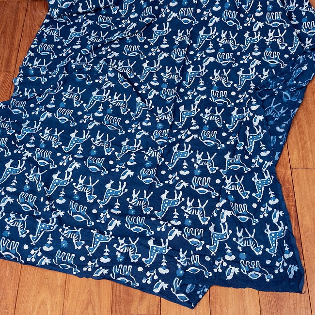 【3個セット】〔1m単位切り売り〕インドの伝統息づく 昔ながらの木版インディゴ藍染布 馬と駱駝 ネイビー系〔幅約114cm〕 7 - 全体写真です