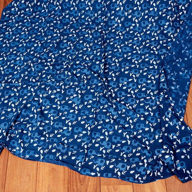【3個セット】〔1m単位切り売り〕インドの伝統息づく　昔ながらの木版インディゴ藍染布　象さん　ネイビー系〔幅約113cm〕 7 - 全体写真です