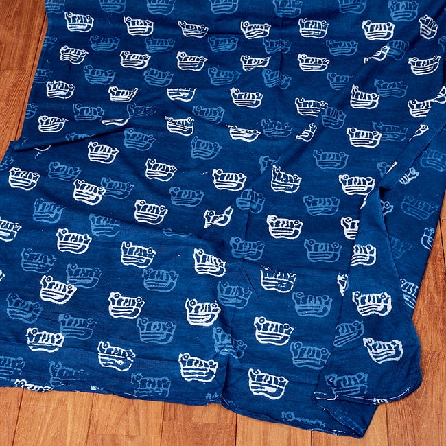 【3個セット】〔1m単位切り売り〕インドの伝統息づく　昔ながらの木版インディゴ藍染布　象さん　ネイビー系〔幅約107cm〕 7 - 全体写真です