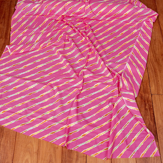 【3個セット】〔1m単位切り売り〕南インドの斜めストライプコットン布　レジメンタル　ピンク系〔幅約108cm〕 7 - 全体写真です