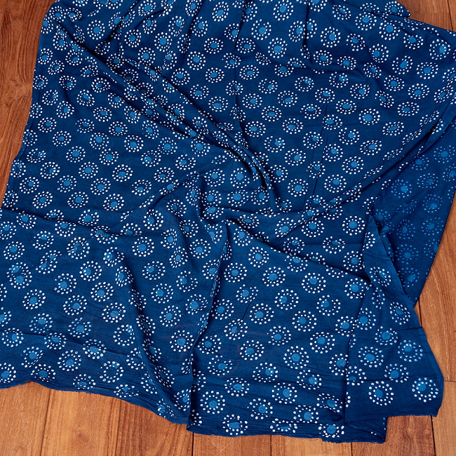 【5個セット】〔1m単位切り売り〕インドの伝統息づく 昔ながらの木版インディゴ藍染布 花火 ネイビー系〔幅約109cm〕 7 - 全体写真です