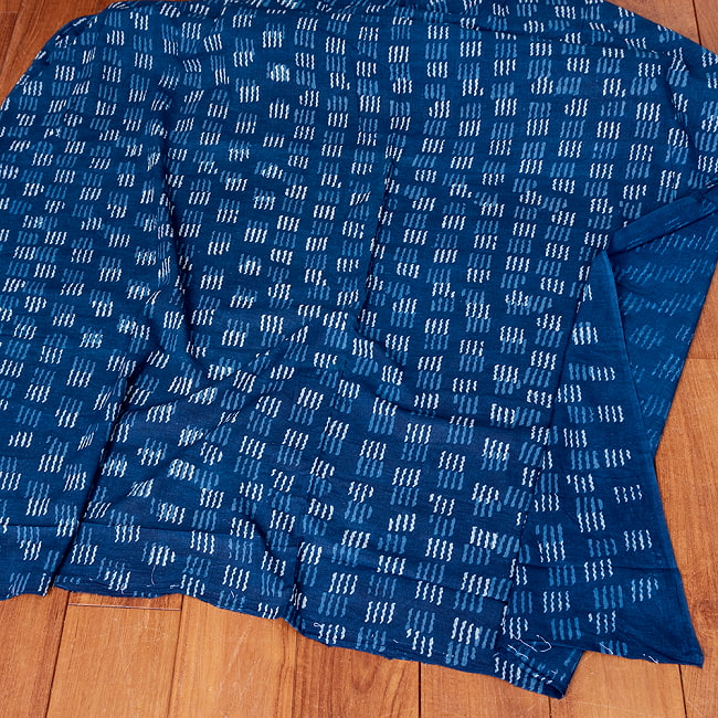 【5個セット】〔1m単位切り売り〕インドの伝統息づく　昔ながらの木版インディゴ藍染布　ネイビー系〔幅約113cm〕 7 - 全体写真です