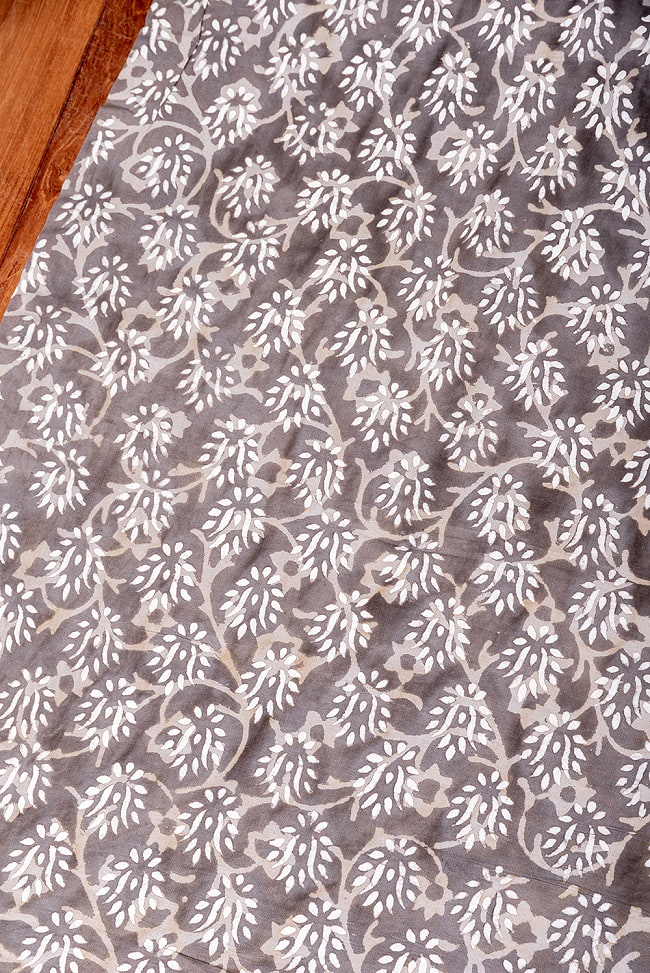 【5個セット】〔1m単位切り売り〕昔ながらの木版泥染め ダブプリント グレー系〔幅約115cm〕 4 - とても良い雰囲気