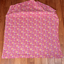 【5個セット】〔1m単位切り売り〕テキスタイルの伝統息づくインドから　昔ながらの小花柄布　ピンク系〔幅約108cm〕 - サブ3