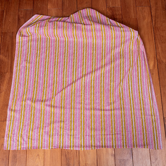 【5個セット】〔1m単位切り売り〕南インドのカラフルストライプ布　ピンク・青緑系〔幅約109cm〕 3 - 1m単位で、ご注文個数に応じた長さでお送りいたします。横幅100cm以上ある大きな布なので、たっぷり使えます。