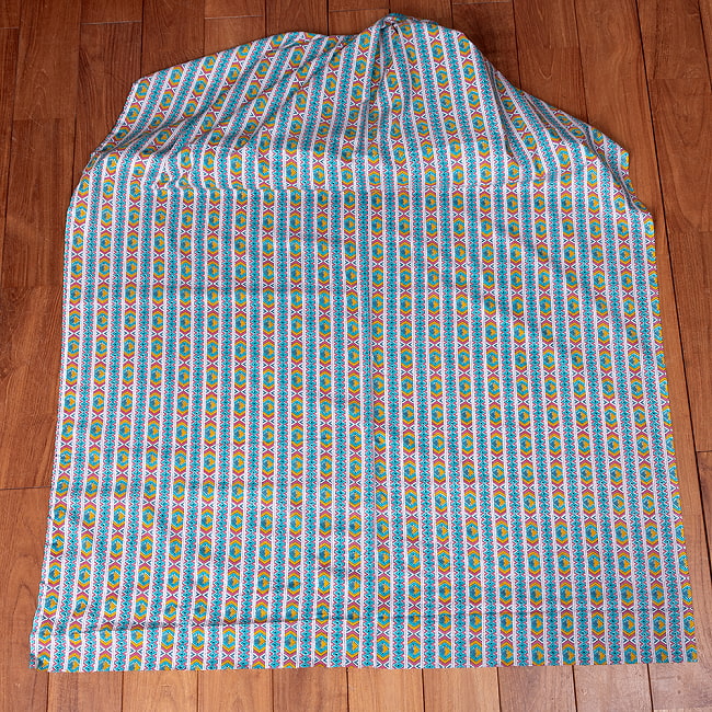 【5個セット】〔1m単位切り売り〕テキスタイルの伝統息づくインドから　エスニックなストライプ布　青緑系〔幅約107cm〕 3 - 1m単位で、ご注文個数に応じた長さでお送りいたします。横幅100cm以上ある大きな布なので、たっぷり使えます。