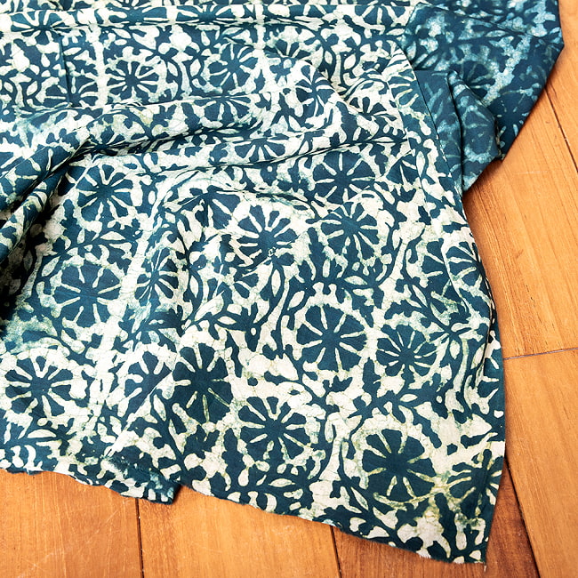 【5個セット】〔90cm切り売り〕インディゴとナスパルの伝統泥染め布 深緑 - 更紗柄〔幅約110cm〕 9 - 縁の部分です