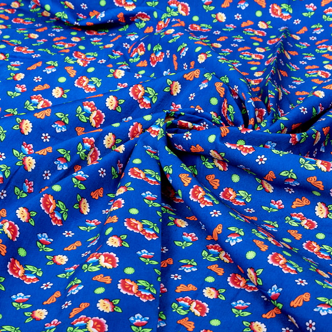 【3個セット】〔1m単位切り売り〕アジアのレトロ小花柄ファブリック　ヴィンテージ風　昭和レトロ〔約128cm〕 - ブルー 7 - 別の角度からの写真です