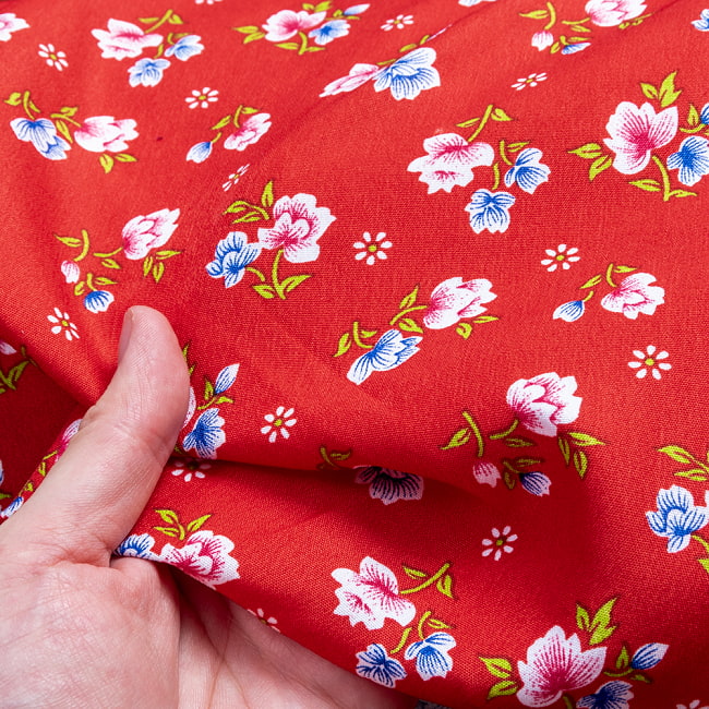 【3個セット】〔1m単位切り売り〕アジアのレトロ小花柄ファブリック　ヴィンテージ風　昭和レトロ〔約162.5cm〕 - レッド 8 - しっかりとした生地感です