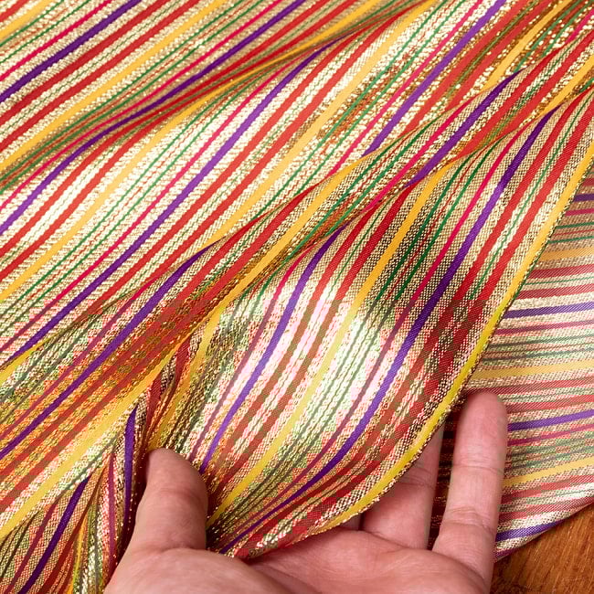 【3個セット】〔1m単位切り売り〕インドの伝統模様布　ボーダー　ストライプ柄〔約103cm〕カラフル系 7 - 生地の拡大写真です