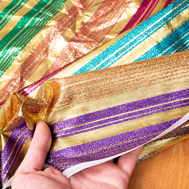 【3個セット】〔1m単位切り売り〕インドの伝統模様布　ボーダー　ストライプ柄〔約99cm〕カラフル系 7 - 生地の拡大写真です