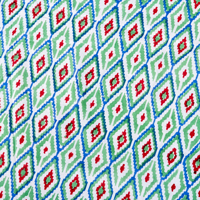 【3個セット】〔1m単位切り売り〕ジャイプル　職人手作り　　インド伝統の木版染め更紗マルチクロス〔幅約111cm〕 - イカット風ウッドプリント生地 5 - インドならではの布ですね。