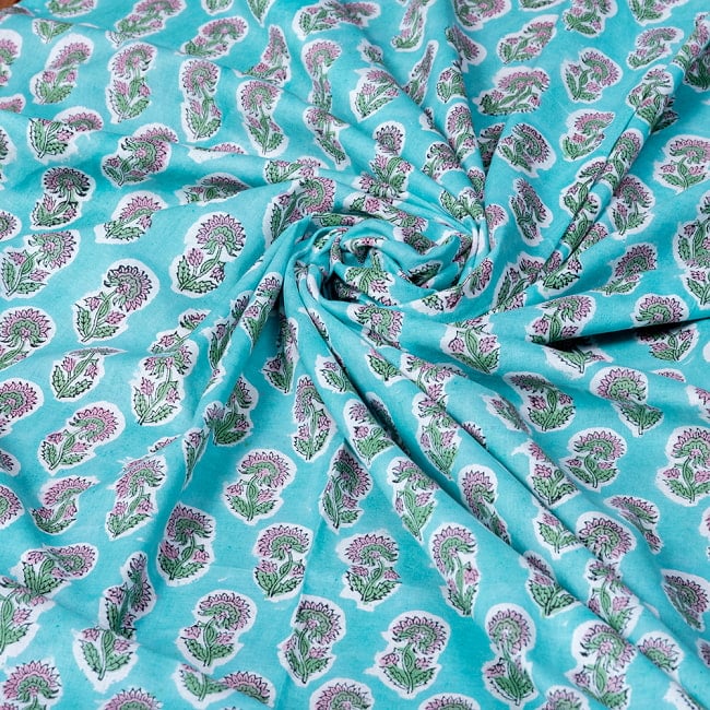 【3個セット】〔1m単位切り売り〕ジャイプル　職人手作り木版染め　色彩美しいボタニカルデザイン　おしゃれ　生地　花柄　テーブルクロス　刺繍素材などへ〔幅約109cm〕 - ミントグリーン系 7 - とても良い風合いです