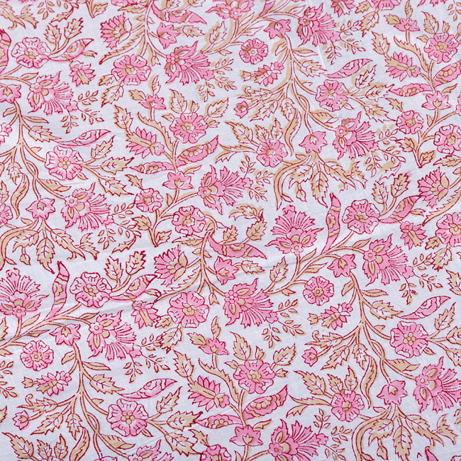 【3個セット】〔1m単位切り売り〕ジャイプル　職人手作り木版染め　色彩美しいボタニカルデザイン　おしゃれ　生地　花柄　テーブルクロス　刺繍素材などへ〔幅約111cm〕 - ピンク系 5 - インドならではの布ですね。