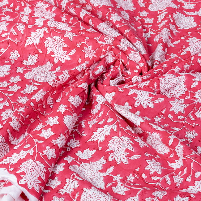 【3個セット】〔1m単位切り売り〕ジャイプル　職人手作り木版染め　色彩美しいボタニカルデザイン　おしゃれ　生地　花柄　テーブルクロス　刺繍素材などへ〔幅約111cm〕 - ピンク系 7 - とても良い風合いです