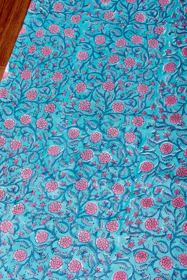 【3個セット】〔1m単位切り売り〕ジャイプル　職人手作り木版染め　色彩美しいボタニカルデザイン　おしゃれ　生地　花柄　テーブルクロス　刺繍素材などへ〔幅約111cm〕 - 青緑系 4 - 1mの長さごとにご購入いただけます。