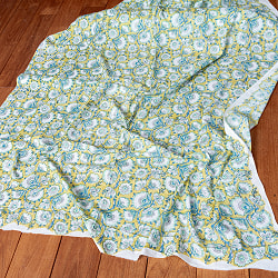 【3個セット】〔1m単位切り売り〕ジャイプル　職人手作り木版染め　色彩美しいボタニカルデザイン　おしゃれ　生地　花柄　テーブルクロス　刺繍素材などへ〔幅約113cm〕 - ウグイス系 - サブ2